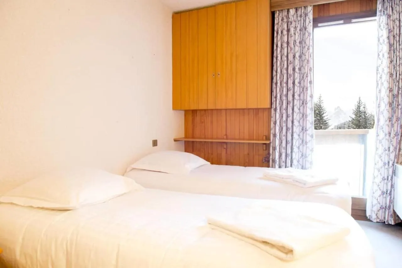 Charming Ski Apartment In Courchevel 1850 0*,  France