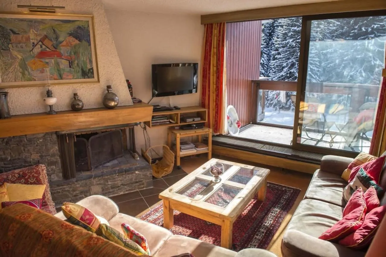 Charming Ski Apartment In Courchevel 1850